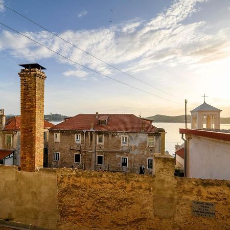 On The Rock Apartments Šibenik Екстериор снимка