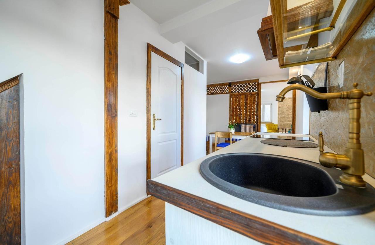 On The Rock Apartments Šibenik Екстериор снимка