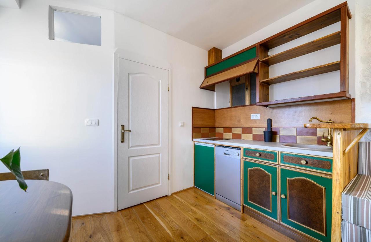 On The Rock Apartments Šibenik Екстериор снимка