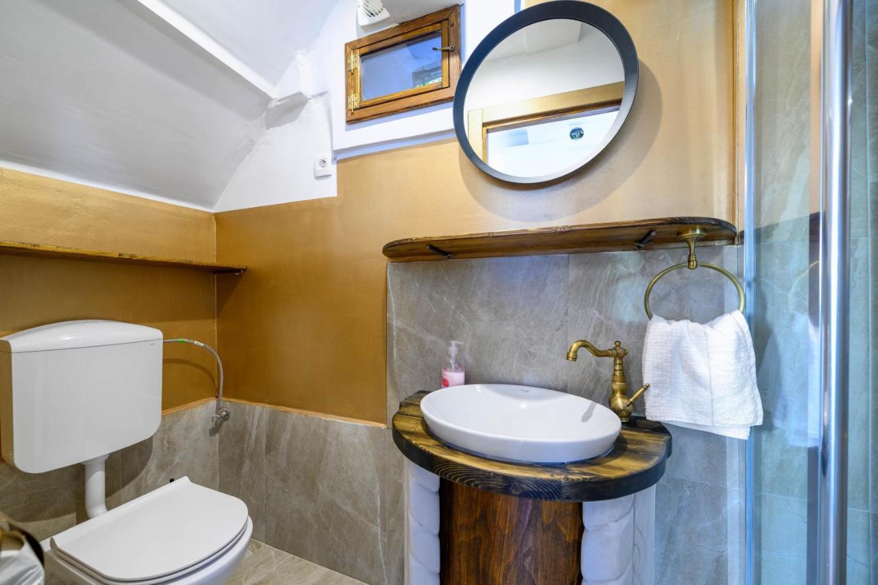 On The Rock Apartments Šibenik Екстериор снимка