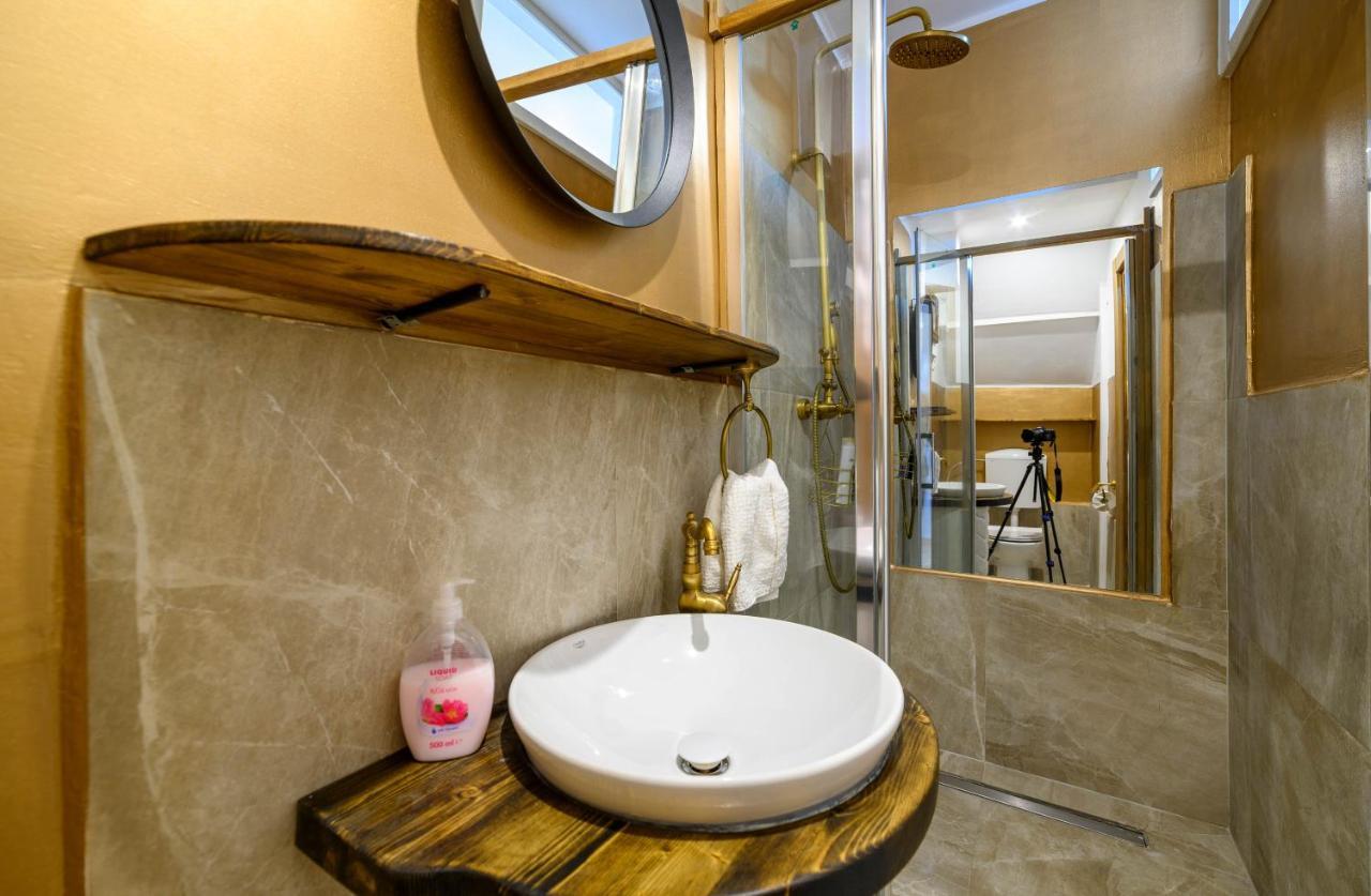 On The Rock Apartments Šibenik Екстериор снимка